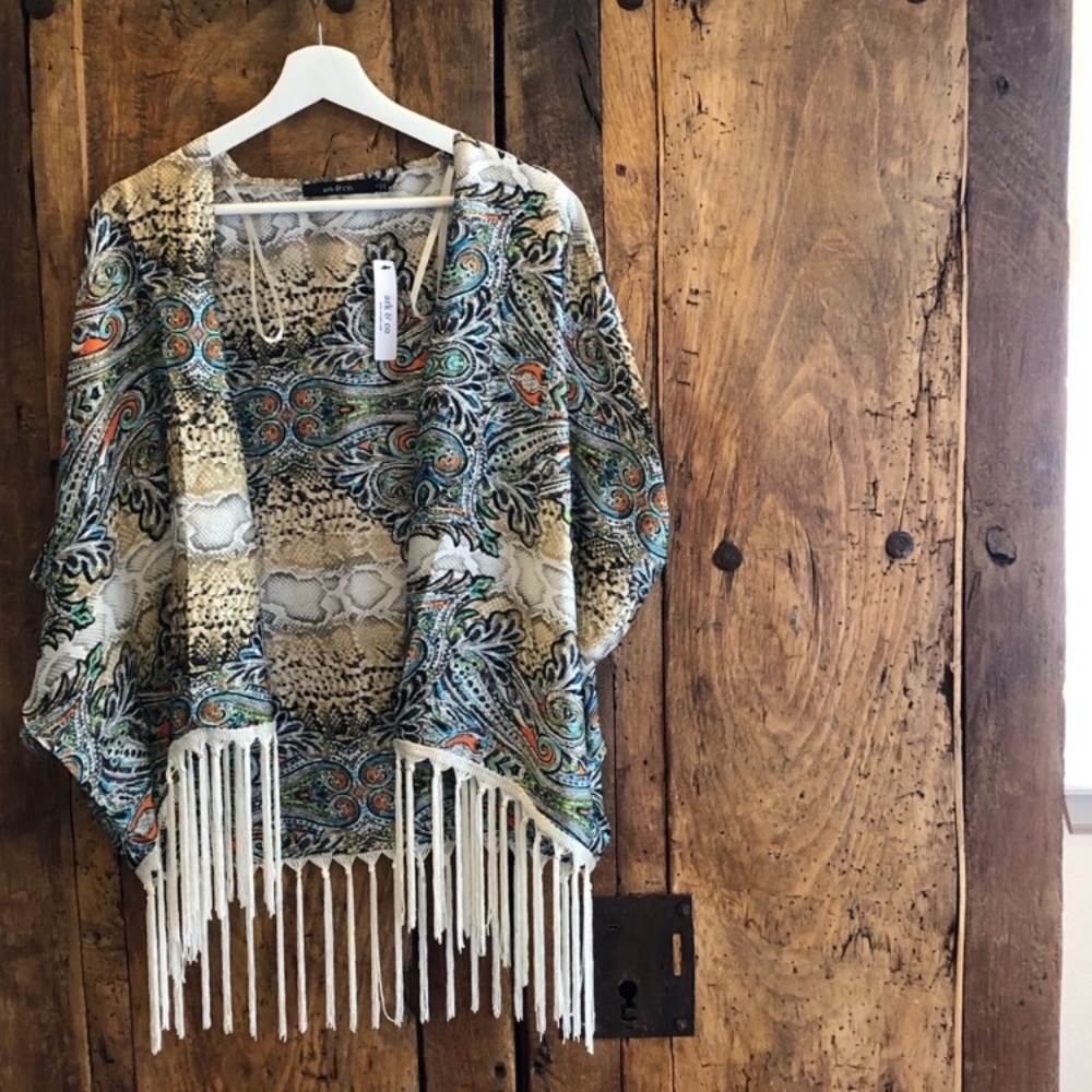 Ark & Co. Fringe Kimono Size Small
